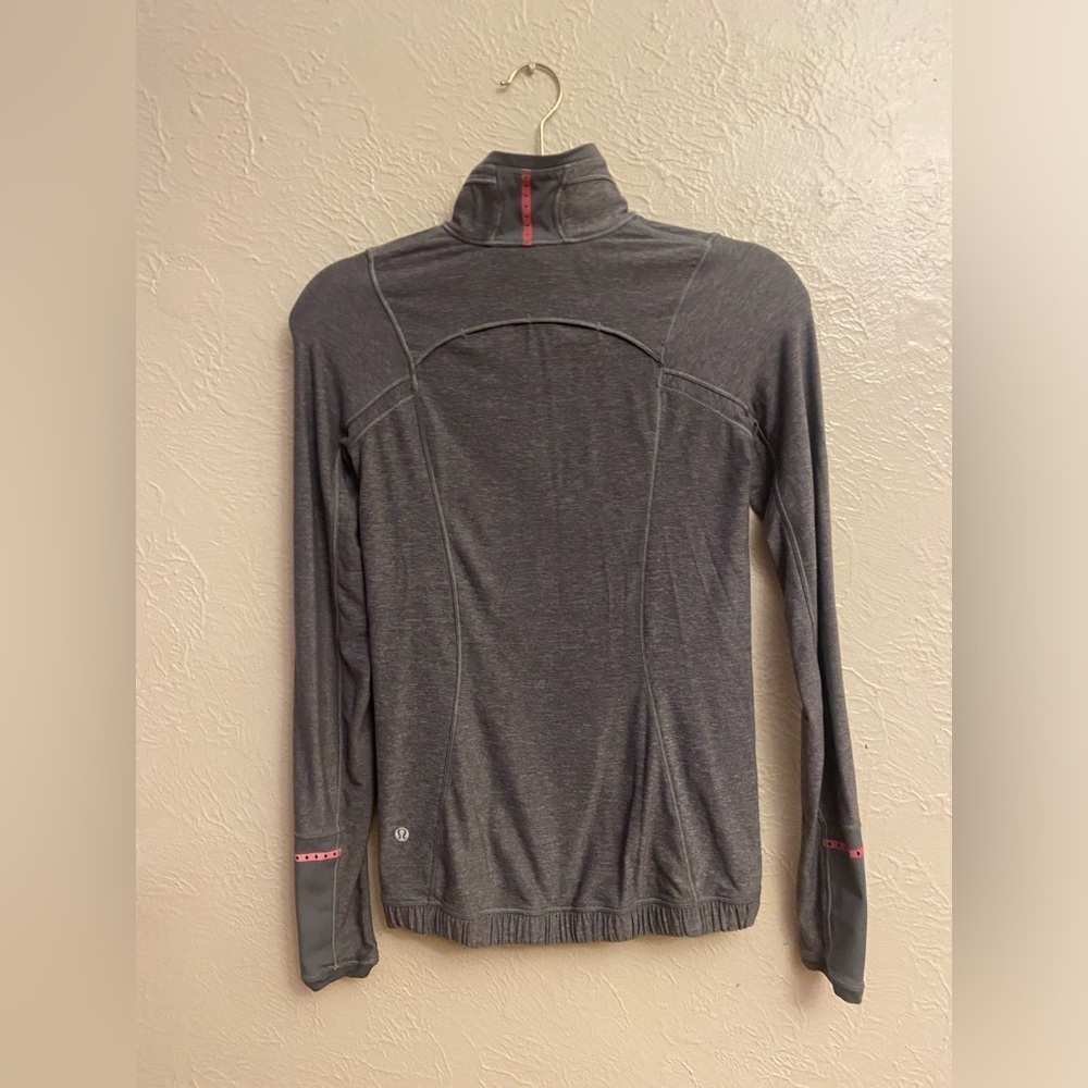 Lululemon sweater - Picture 6 of 9